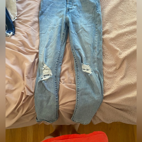 Levi’s Jeans - Picture 3 of 4